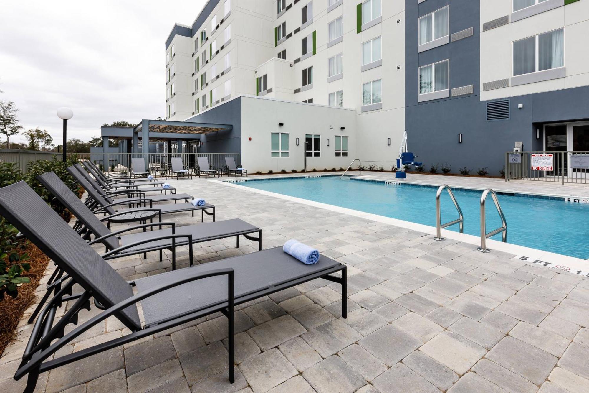 فندق Courtyard By Marriott Pensacola I-10 West المظهر الخارجي الصورة
