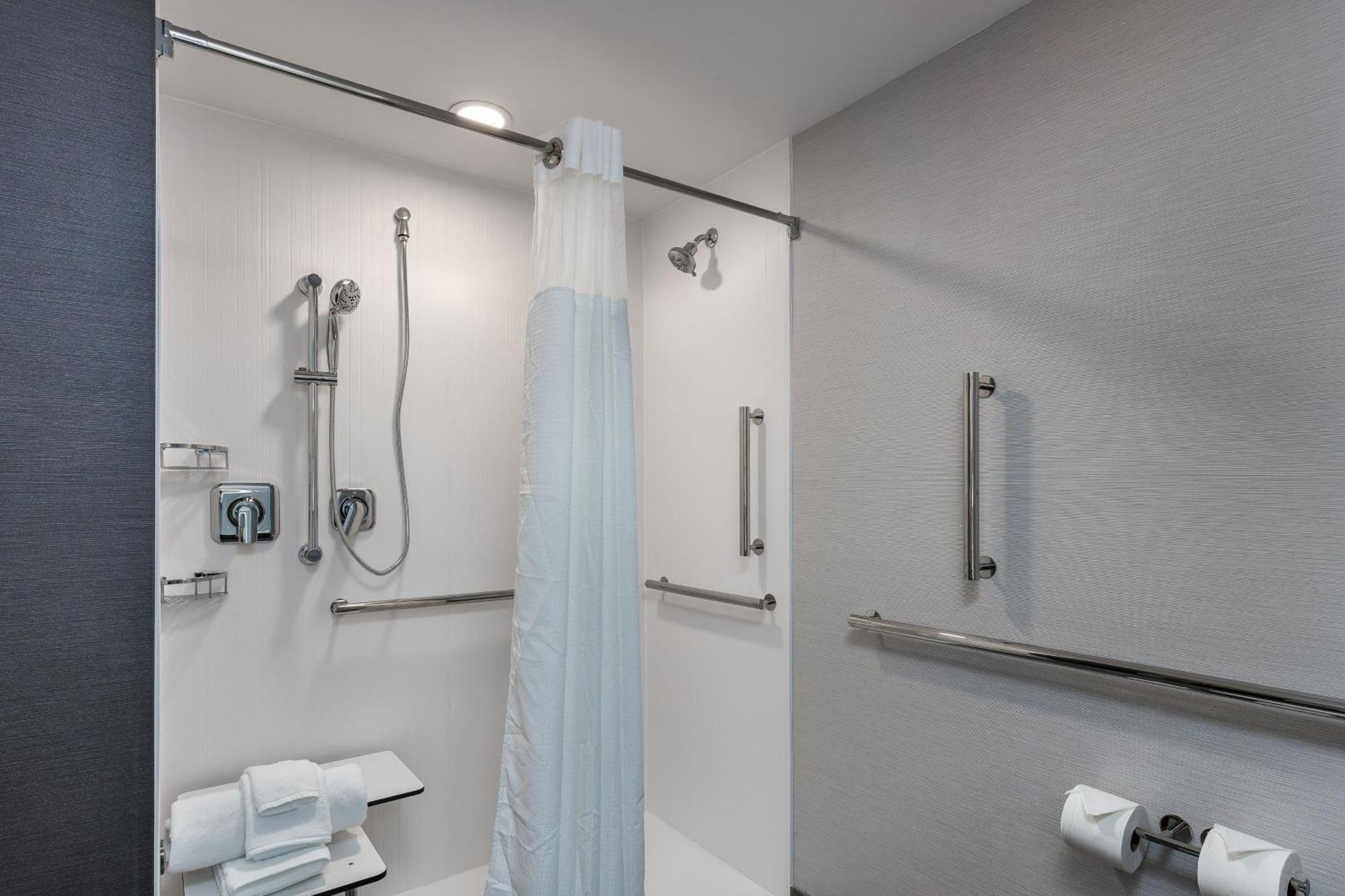 فندق Courtyard By Marriott Pensacola I-10 West المظهر الخارجي الصورة