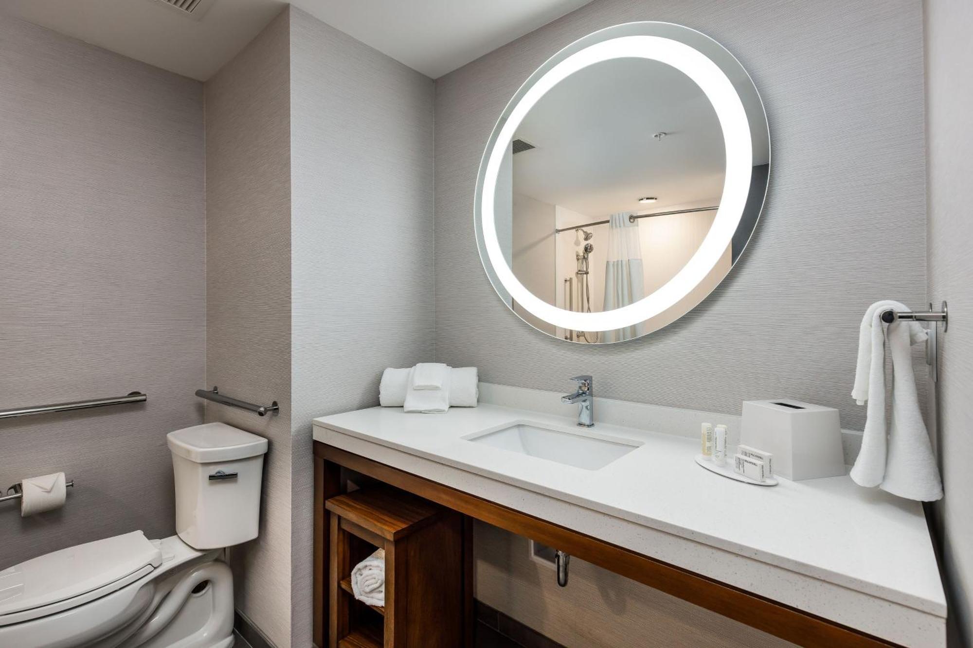 فندق Courtyard By Marriott Pensacola I-10 West المظهر الخارجي الصورة